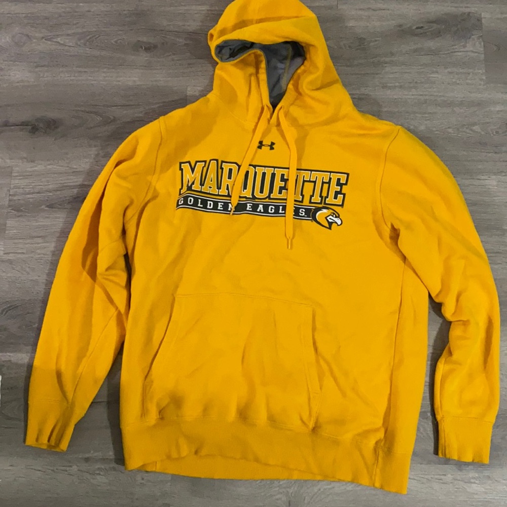 Large Marquette Under Armour Sweatshirt